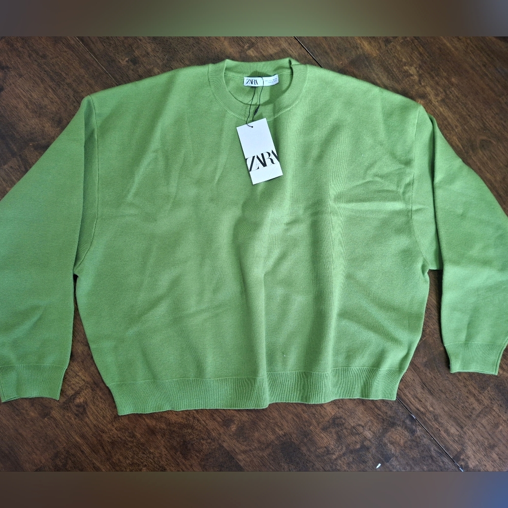 Zara Green Crewneck Sweater